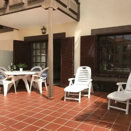 Palms & Pools: Ground Floor With Terrace Appartement *