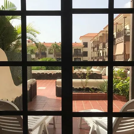 Palms & Pools: Ground Floor With Terrace コスタ・デル・シレンチオ